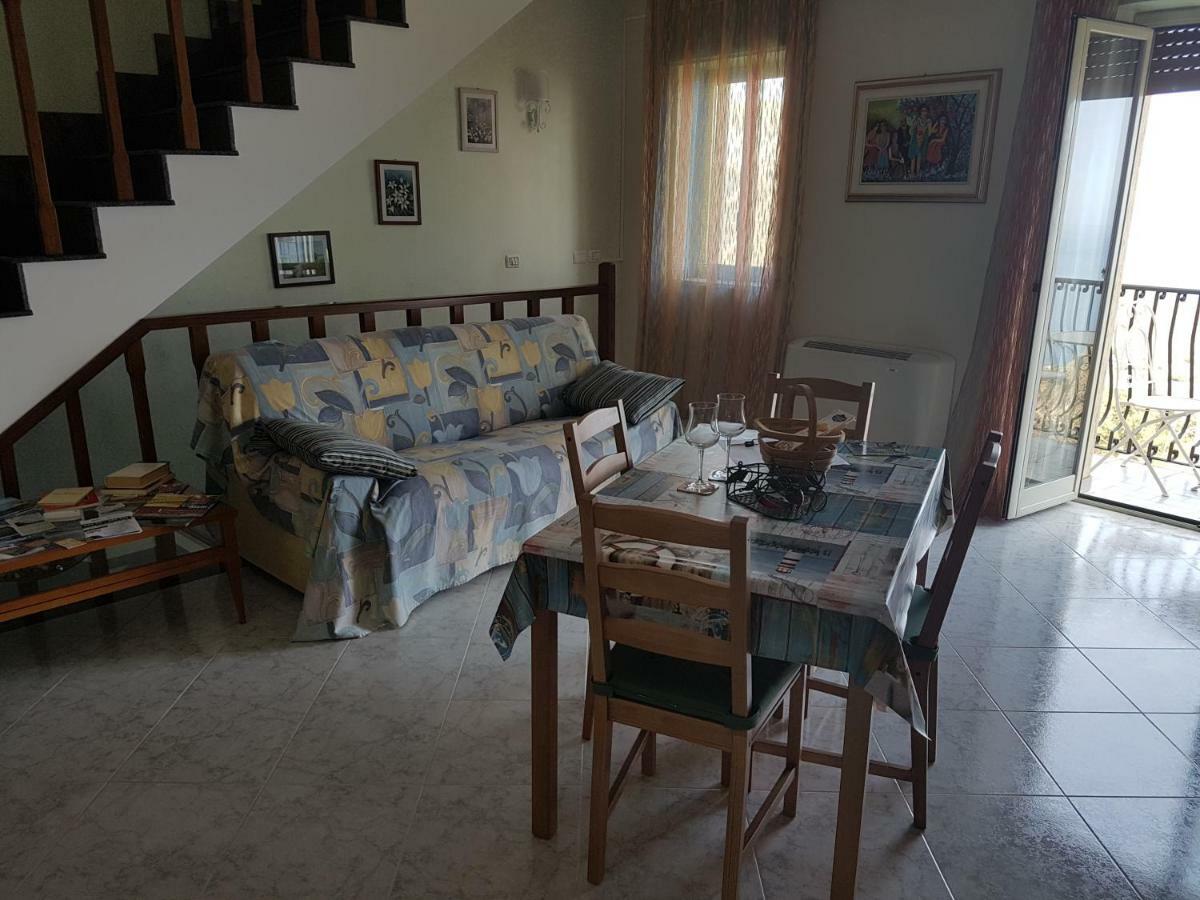Appartement Casa "Rocca Di Mola" à Castelmola Extérieur photo